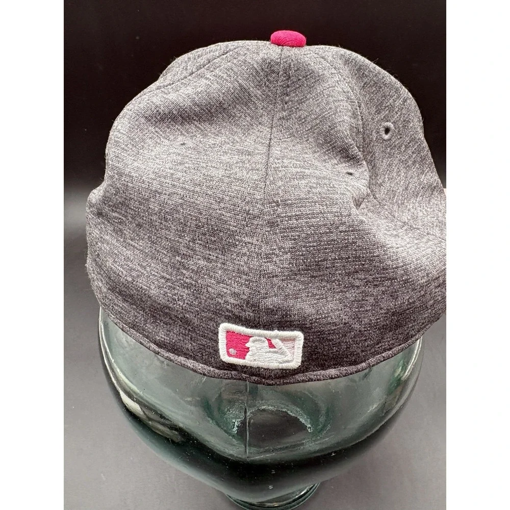 Authentic‎ Seattle Mariners New Era 59FIFTY fitted baseball cap.